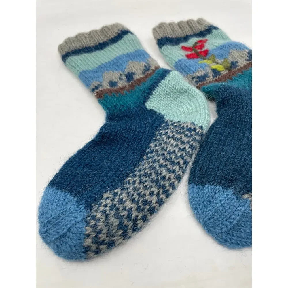 Lost Horizons Chloe Handknit Embroidered Cozy Comfy Socks Womens One Size Blue